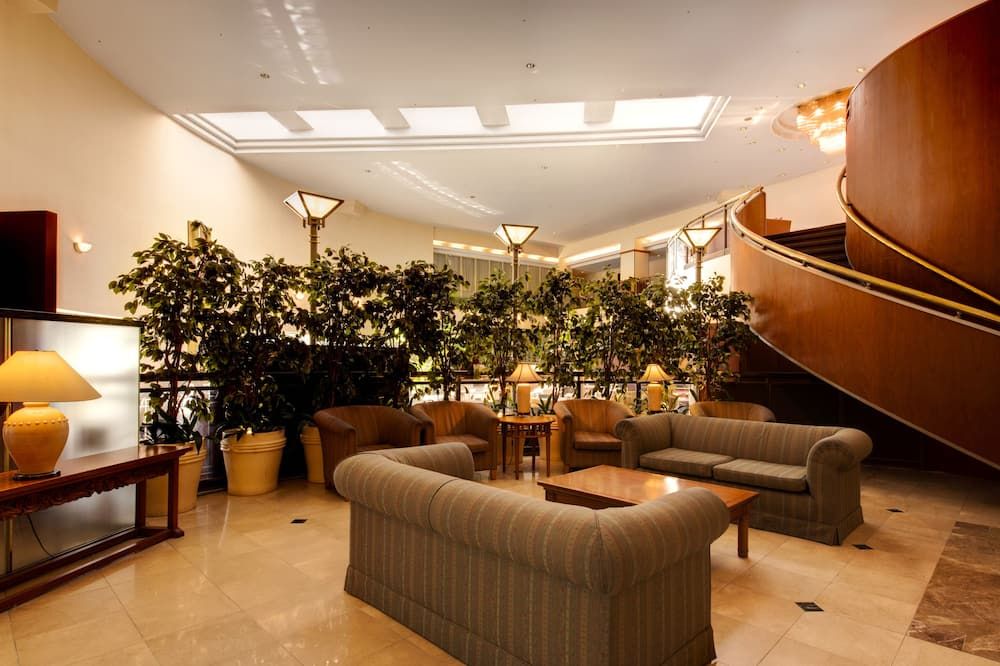 Hotel Pearl City Kobe - קובה - טרקלין