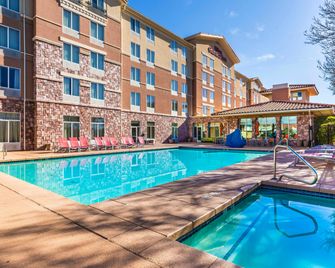 Hilton Garden Inn St. George - Saint George - Bể bơi