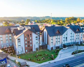 Exclusive Gramado Hotel & Spa by Gramado Parks - Gramado - Byggnad