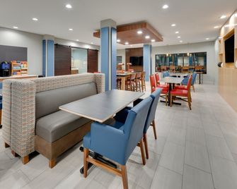 Holiday Inn Express & Suites San Antonio Nw Near Seaworld By IHG - San Antonio - Restaurante
