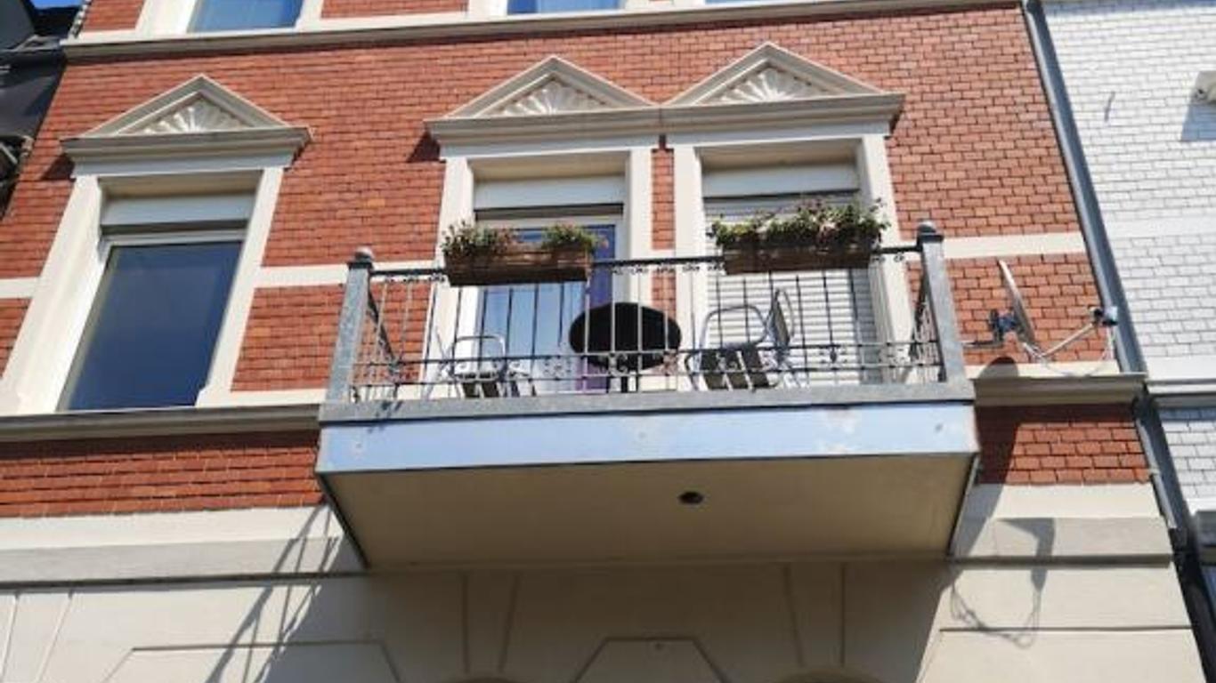 A&S Hostel Bonnerstr. 64