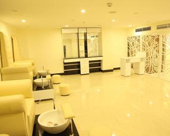 Hung Long Hotel - Bac Ninh - Lobby