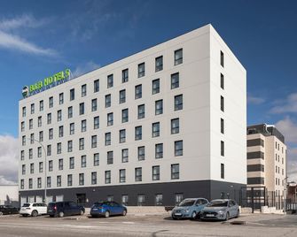 B&b Hotel Madrid Vallecas La Gavia - Madrid - Building