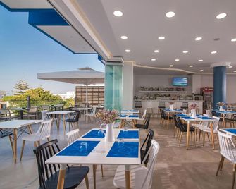 วิลเลจแบลเวดีร์ - Agia Pelagia - ร้านอาหาร