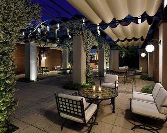 Iseo Lago Hotel - איזאו - פטיו