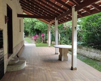 3 Bedroom Paúba Sobrado - 10 people - São Sebastião - Patio