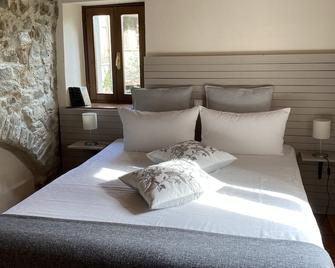 Relais San Filippo in Sogaglia - Mulazzo - Bedroom