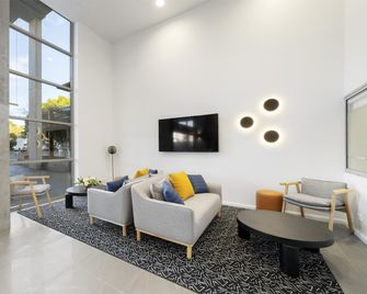 Oaks Toowoomba Hotel - Toowoomba - Lobby
