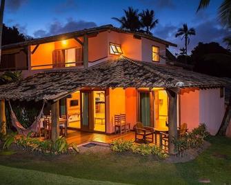 Charm Bahia Residencias - Arraial d'Ajuda - Building