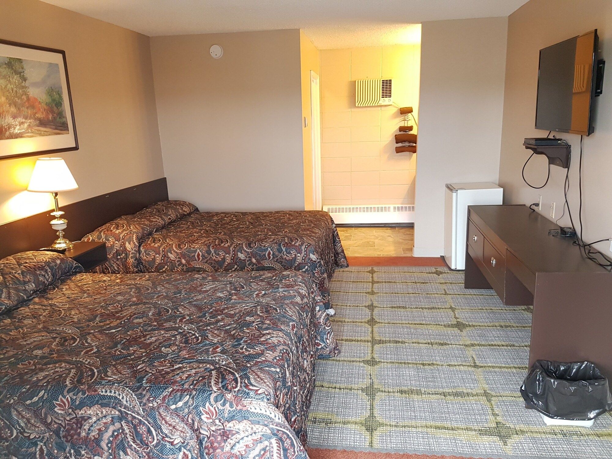 Alaskan Motel - Fox Creek - Schlafzimmer