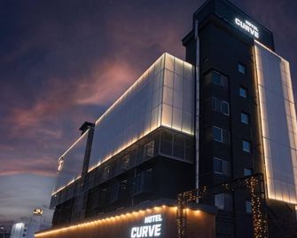 Curve Hotel Iksan - Iksan - Building