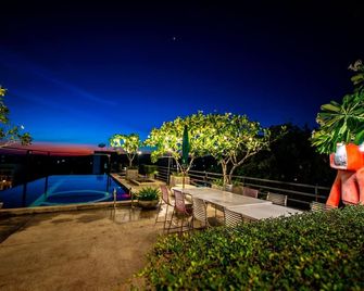 The B Ranong Trend Hotel - Ranong - Pool