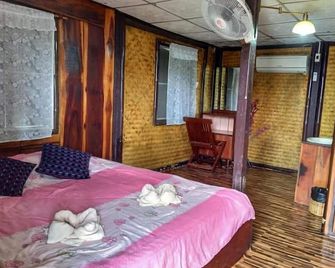 Jidapa Resort - Ayutthaya - Bedroom