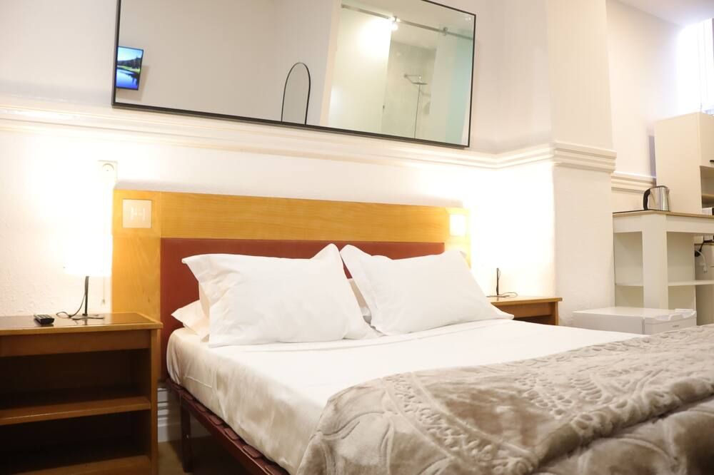 ميديس ألوخامينتو لوكال