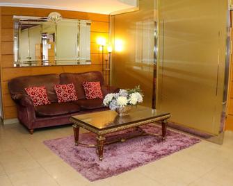 Hotel Cardinal - Albacete - Oturma odası