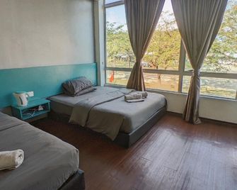 Rg Hotel Ayer Hitam - Batu Pahat - Bedroom