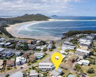 Golden Sands 2 Short Street, Air Con, Wifi, Beach View - Fingal Bay - Widok na zewnątrz
