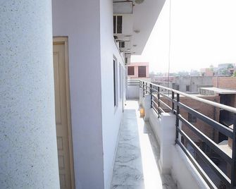 Rukkmani Guest House - Jodhpur - Balcony