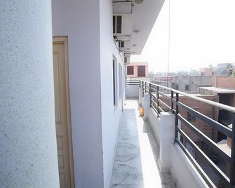 Rukkmani Guest House - Jodhpur - Balcony