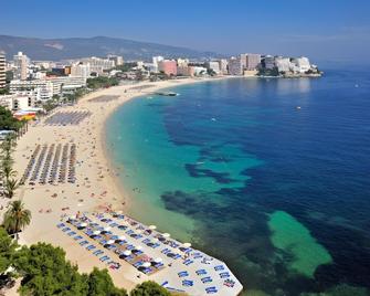 HSM 돈 후안 - 마갈루프 - 해변