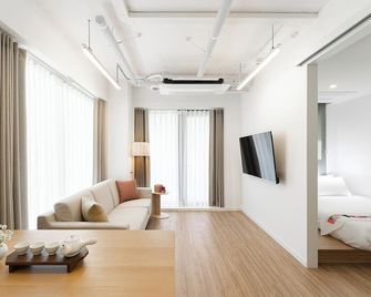 Urbanstay Boutique Ikseon - Seoul - Living room