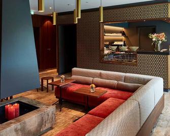 Spa & Resort Bachmair Weissach, Luxury Family Resort - Kreuth - Wohnzimmer