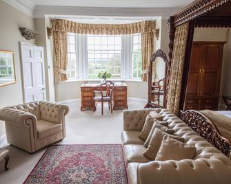 Goldsborough Hall - הארוגייט - סלון