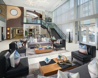 DoubleTree by Hilton Hotel Chattanooga Downtown - Chattanooga - Lobby
