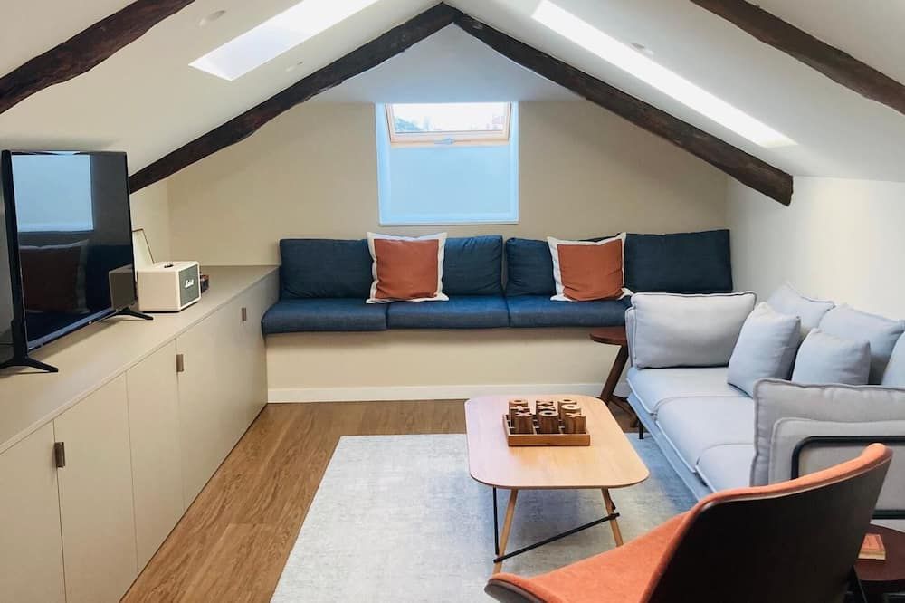 Gallery Hostel - פורטו - סלון