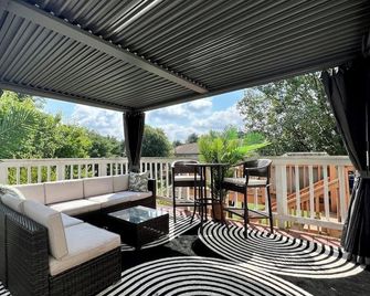 Tranquil 2br w. Office Work Space & Private Patio - Reisterstown - Balcony