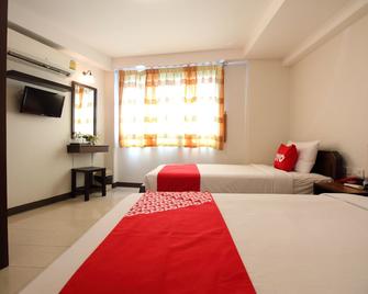 Super OYO 484 Pannee Residence Khaosan (Sha Plus) - Bangkok - Habitació