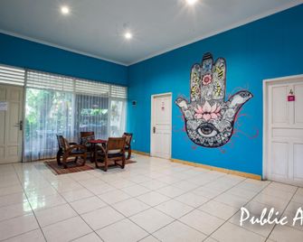 Happy Buddha Hostel - 日惹 - 大廳