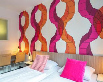 Hotel Madeleine Biohotel - Saarbruecken - Bedroom