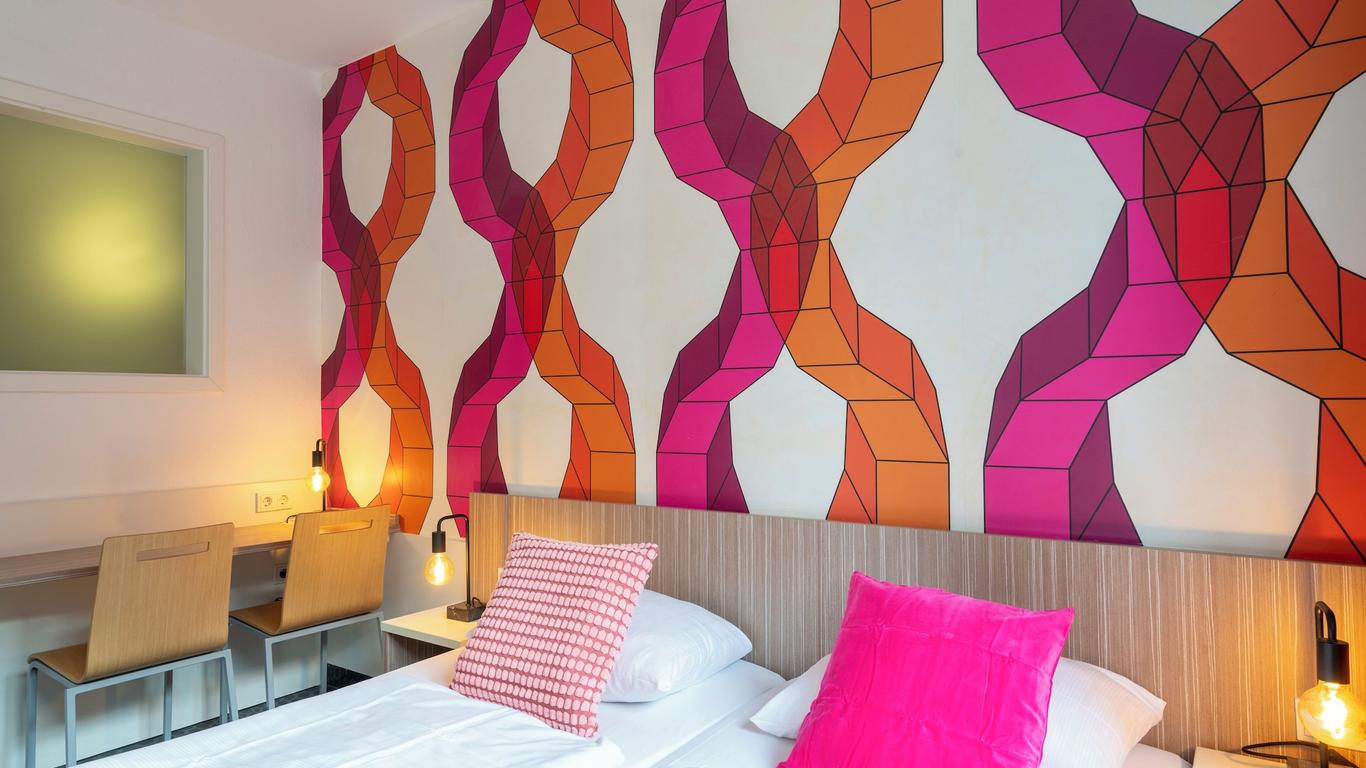 هوتل ماديلين