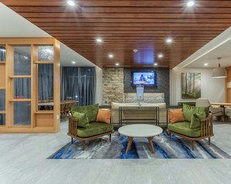 Fairfield by Marriott Inn & Suites Franklin - Franklin - Salónek