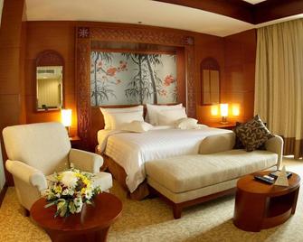 Labersa Grand Hotel &Convention Center - Pekanbaru - Slaapkamer