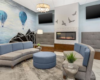 Best Western Plus Wausau Tower Inn - Wausau - Reception