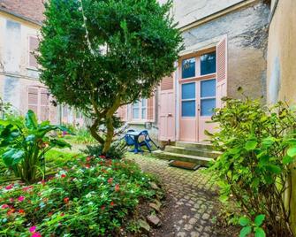 Hotel Particulier Sens Centre Ville - Sens - Außenansicht