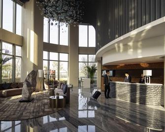 Novotel Zhengzhou Airport - Zhengzhou - Lobby