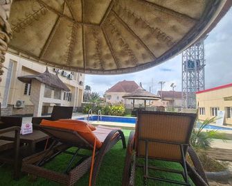 Fountain Hilton Hotels - Abakaliki - Piscina