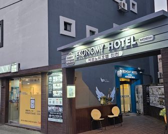Ekonomy Hotel Incheon - אינצ'ון - בניין