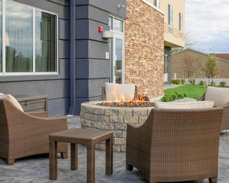 Fairfield Inn & Suites by Marriott Chillicothe, OH - Chillicothe - Terasa