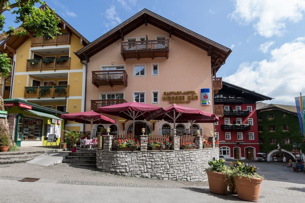 Hotel Weisser Bär - Sankt Wolfgang im Salzkammergut - בניין