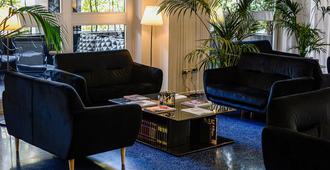 Hotel Excelsior Bari - Bari - Recepción