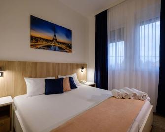 Airport Hotel Garni - Surčin - Bedroom