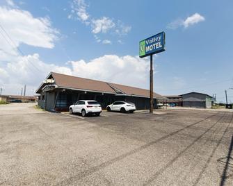 Valley Motel By Townhouse Corpus Christi Near Airport I 37 - Corpus Christi - Building