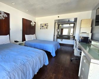 Century Motel Buena Park Anaheim I-5 - Buena Park - Chambre