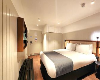 One Leicester Street - London - Bedroom
