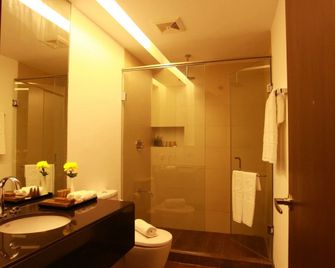 Ciriaco Hotel - Calbayog City