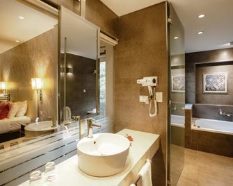Mercure Iguazu Hotel Iru - Puerto Iguazú - Bathroom